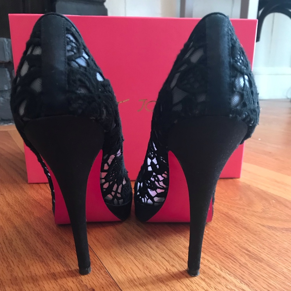 Betsy Johnson Lace peep toe heels - Picture 7 of 8